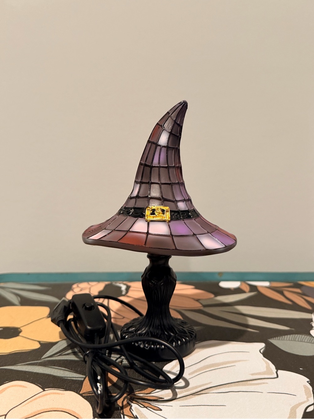 Stained-Glass Witch Hat Accent Lamp - USB cord
